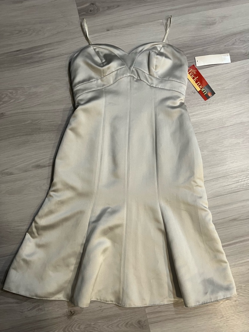 Badgley Mischka Ivory Strapless Satin Fit-and-Flare Dress 100 % polyester